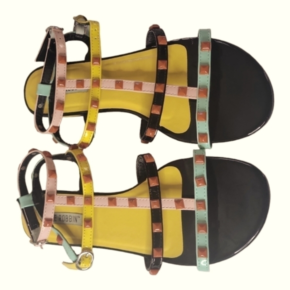 Cape Robbin Alexa-1 Studded Detailing Dual Buckle Patent Leather Sandals Sz 8 - Picture 5 of 7